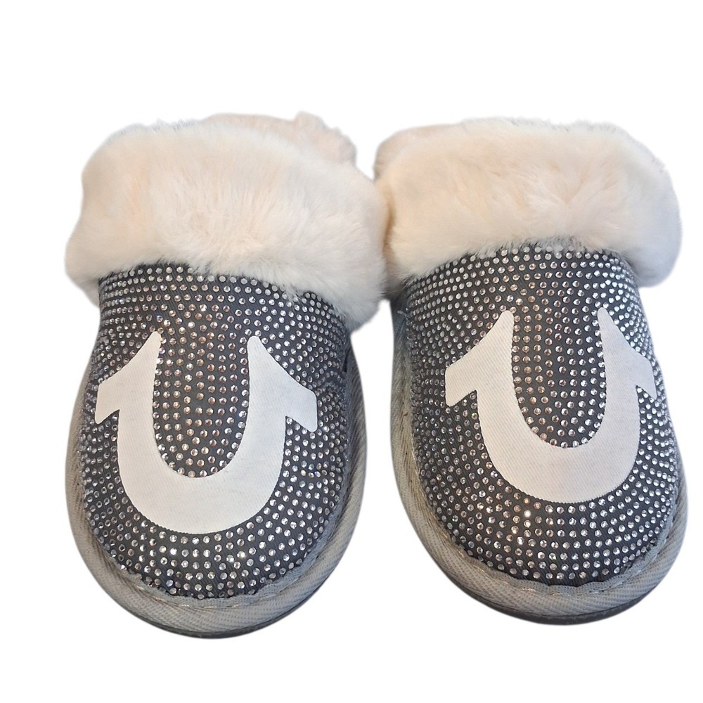 True Religion Faux Fur Cozy Bling Womens size 6½-7 Slip-On Fluffy Comfy Slippers
